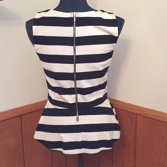 SOLD::: Banana Republic sleeveless blouse - Picture 3 of 3